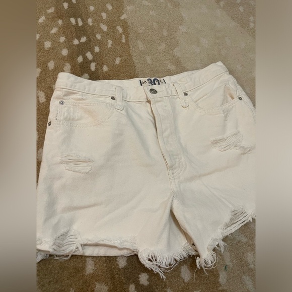 We the Free Free People cream distressed jean shorts women’s size 30 - Picture 4 of 9